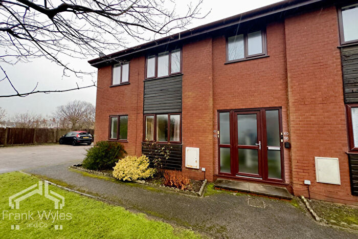 1 Bedroom Flat For Sale In St. Davids Grove, Lytham St. Annes, Lancashire, FY8