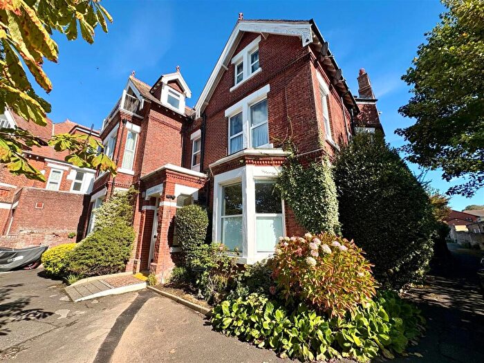 Studio To Rent In Beach Rd, Littlehampton, BN17