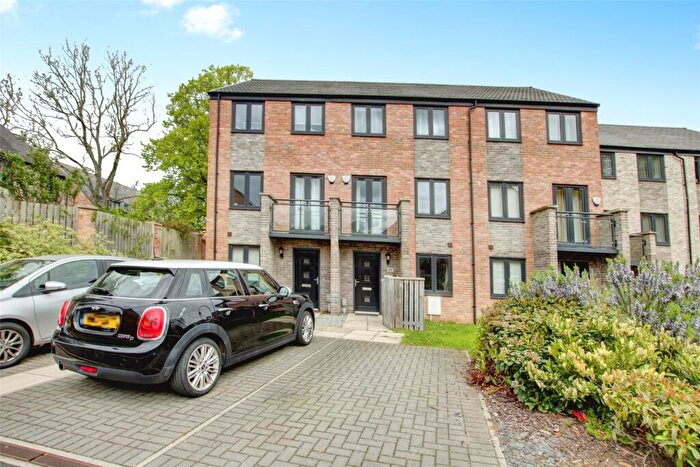4 Bedroom Terraced House For Sale In Illingworth Grove, Durham, DH1
