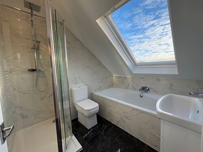 2 Bedroom Flat To Rent In Approach Road, Margate, CT9