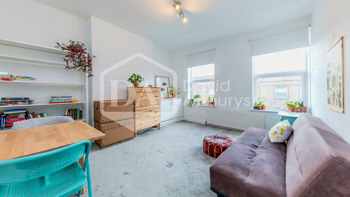 2 Bedroom Apartment To Rent In Holloway Road, Archway, London, N19
