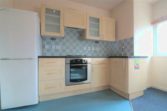 1 Bedroom Apartment To Rent In Lynchford Road, Farnborough, Hampshire, GU14