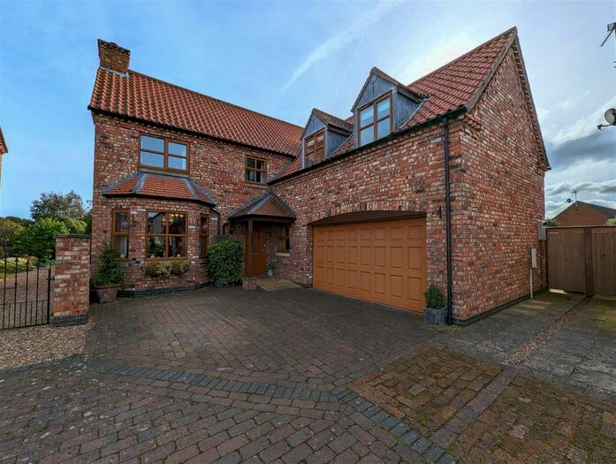 5 Bedroom Detached House For Sale In Eyres Lane, North Scarle, Lincoln, LN6