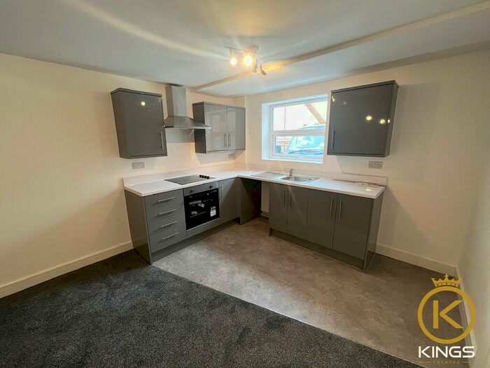 1 Bedroom Detached House To Rent In London Road, PO2