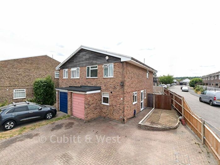 3 Bedroom Semi-Detached House For Sale In Orchard Rise, Shirley, Surrey, CR0