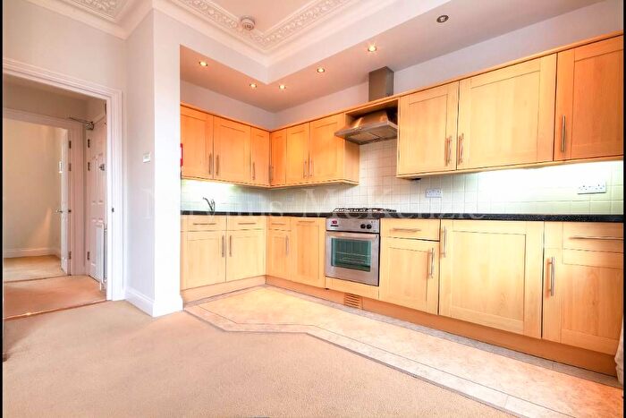 1 Bedroom Flat To Rent In Haverstock Hill, Belsize Park, Chalk Farm, NW3