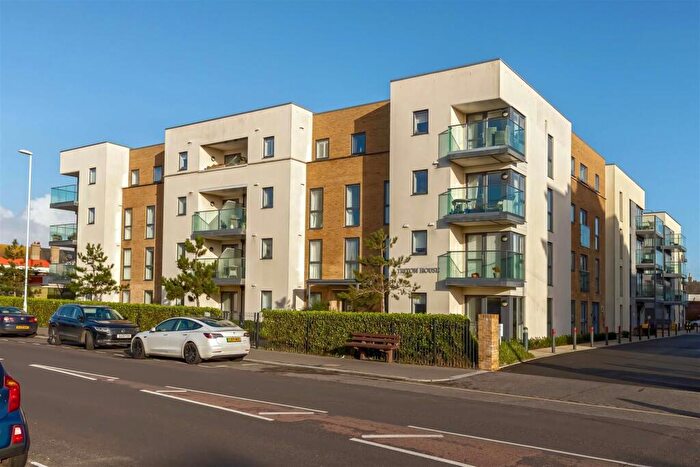 1 Bedroom Retirement Property For Sale In Heene Road, Worthing, BN11