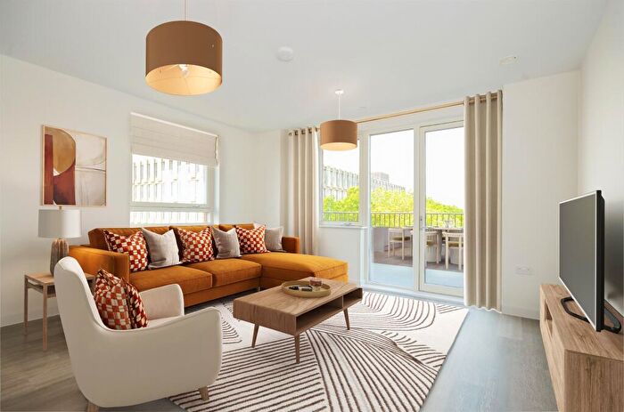 2 Bedroom Apartment For Sale In Milton Road, Harrow, HA1