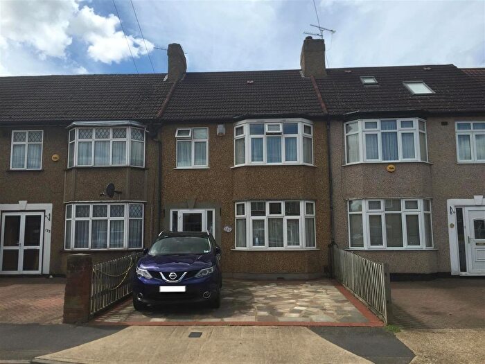 3 Bedroom Terraced House To Rent In Grosvenor Crescent, Hillingdon, Middlesex, UB10