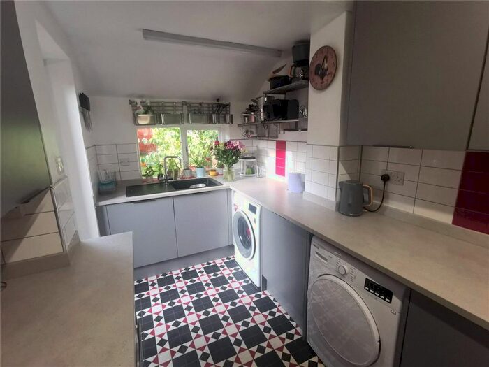 2 Bedroom End Of Terrace House To Rent In Riverdale Road, Canterbury, Kent, CT1