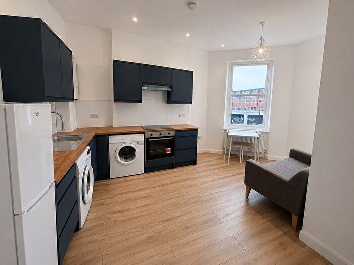 2 Bedroom Flat To Rent In Holloway Road, Tufnell Park, N7