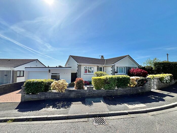 2 Bedroom Semi-Detached Bungalow For Sale In Taylor Road, Saltash, PL12