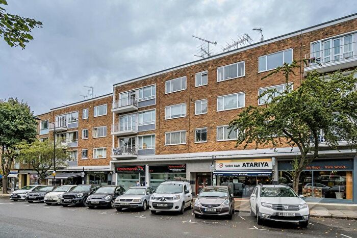 3 Bedroom Apartment To Rent In Fairfax Road, South Hampstead, NW6