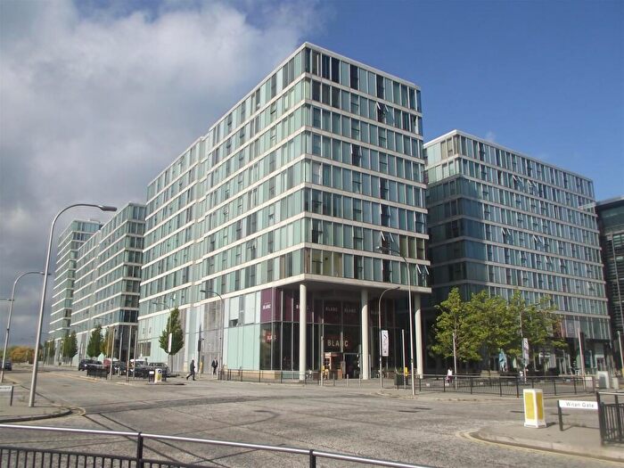 2 Bedroom Apartment To Rent In Brooklyn House, MK9