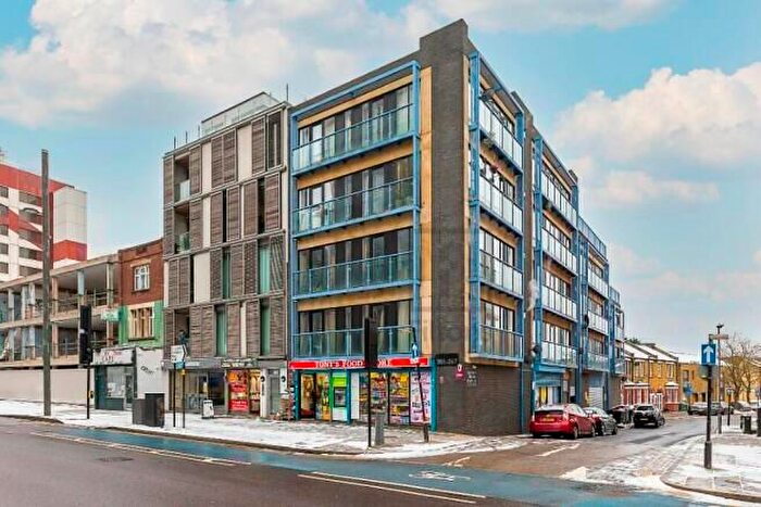 2 Bedroom Flat To Rent In Wise Road, London, E15