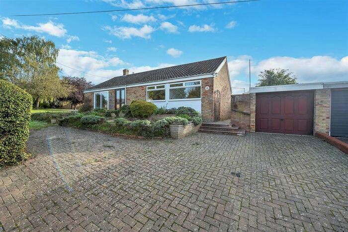 4 Bedroom Detached Bungalow For Sale In Wattisfield Road, Walsham-Le-Willows, Bury St. Edmunds, IP31
