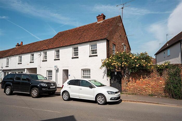 2 Bedroom Maisonette For Sale In The Green, West Drayton, UB7