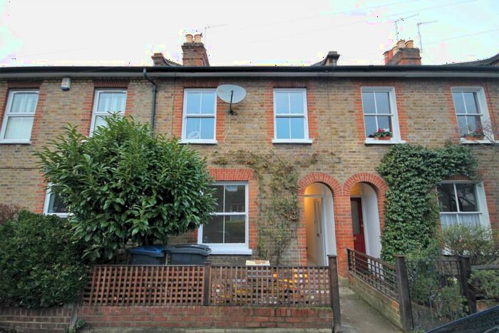 3 Bedroom Terraced House To Rent In Browns Road, Surbiton, KT5