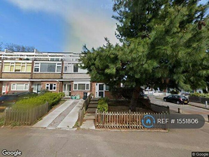 3 Bedroom End Of Terrace House To Rent In Tavistock Road, London, E18