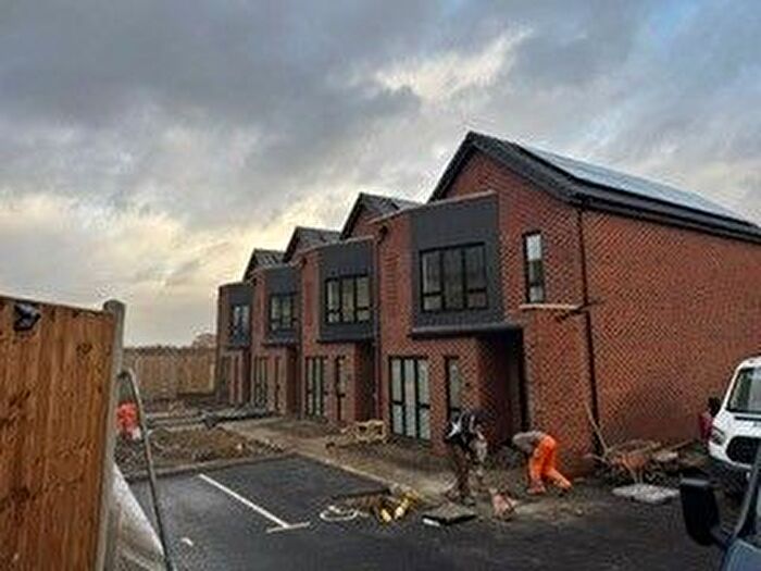 4 Bedroom Terraced House To Rent In Romford, RM5