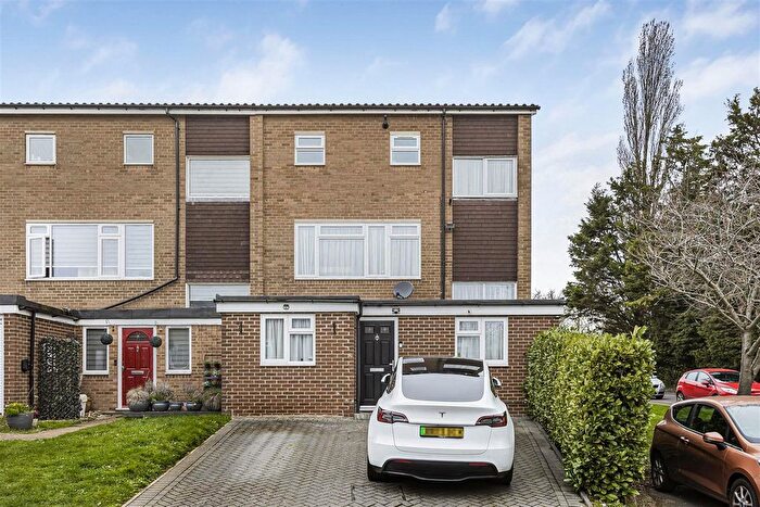 3 Bedroom Property For Sale In Temple Fields, Hertford, SG14