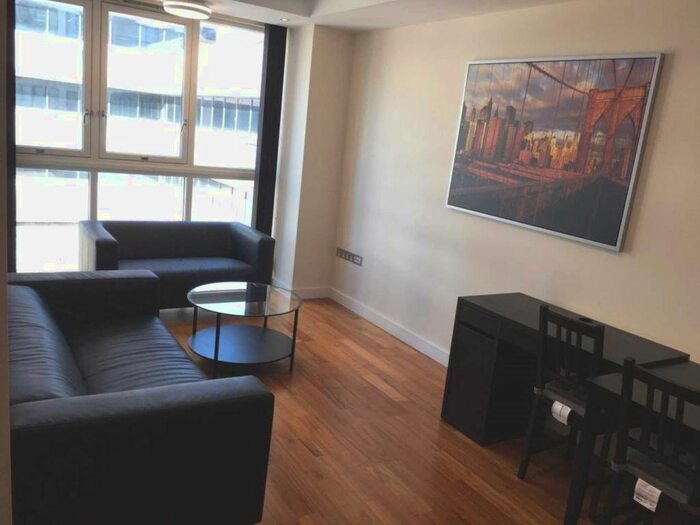 1 Bedroom Flat To Rent In Admiral House, Newport Road, Cardiff, CF24