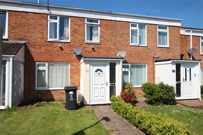 3 Bedroom House To Rent In Austen Crescent, Swindon, Wiltshire, SN3