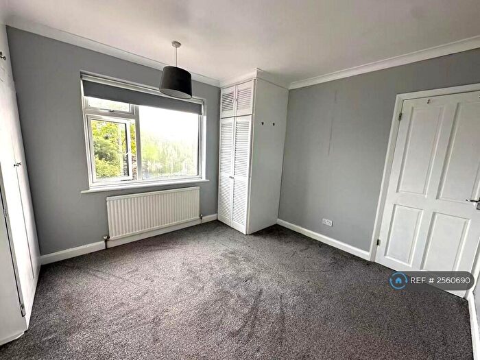 4 Bedroom Semi-Detached House To Rent In Langdale Crescent, London, DA7