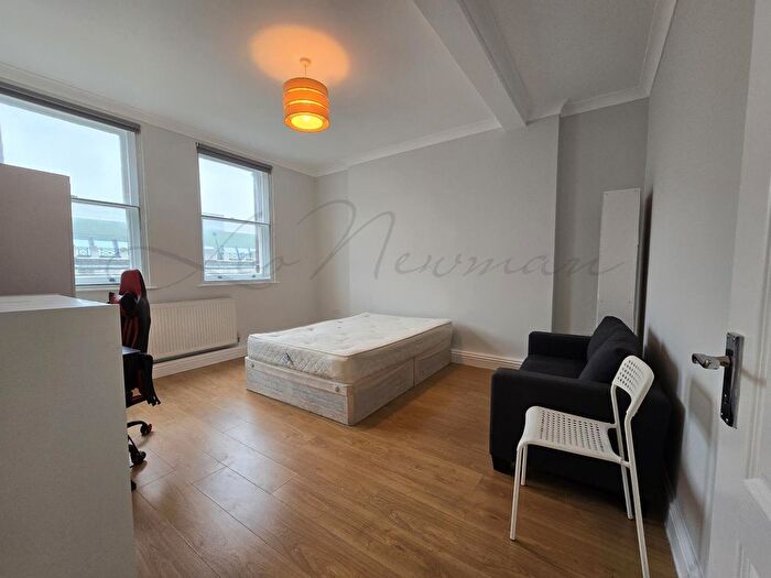 2 Bedroom Flat To Rent In Tottenham Court Road, Fitzrovia, W1T