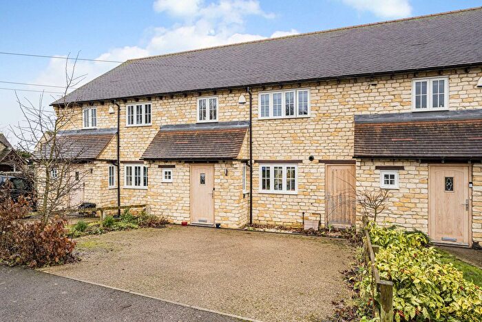 4 Bedroom Cottage For Sale In Nethercote Road, Tackley, OX5