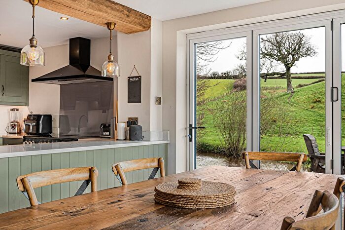 6 Bedroom Barn Conversion For Sale In East Allington, Totnes, TQ9