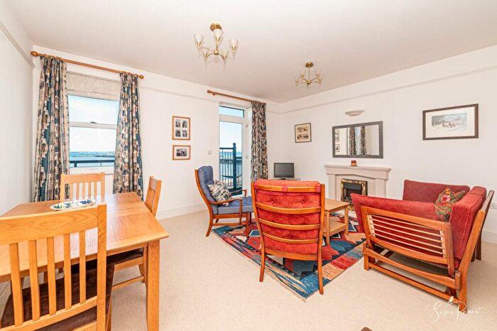 2 Bedroom Apartment For Sale In Victoria Lodge, St. Thomas Street, Ryde, PO33