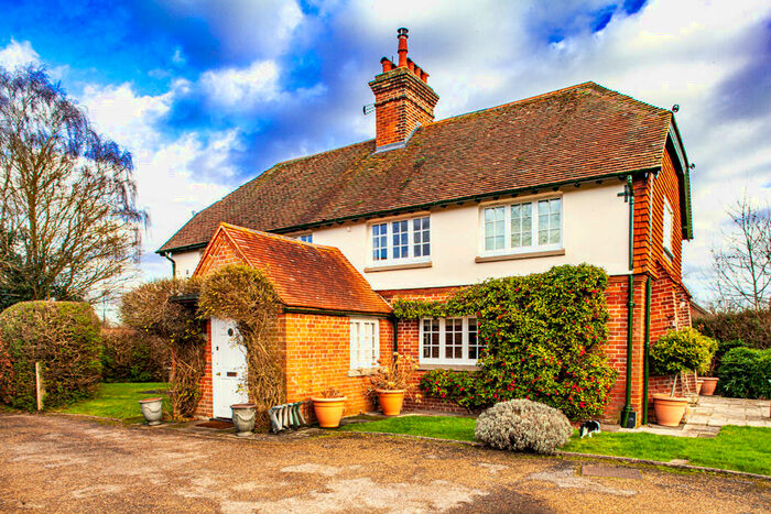 4 Bedroom Detached House To Rent In The Glebe, Yattendon, RG18