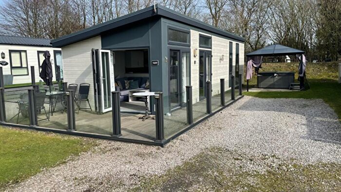 2 Bedroom Lodge For Sale In Yealand Conyers, South Lakeland Leisure Village, Carnforth, LA6