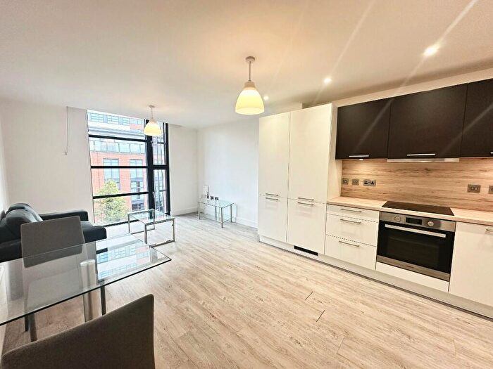1 Bedroom Apartment To Rent In Charlotte Street, Birmingham, B3