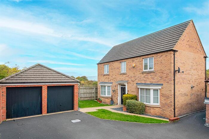 4 Bedroom Detached House For Sale In Windermere Drive, Corby, NN18