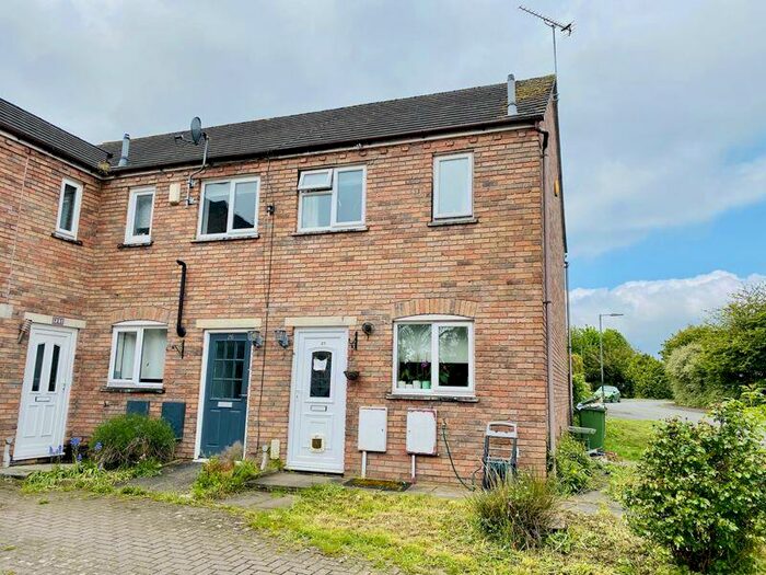 2 Bedroom Terraced House To Rent In Glastonbury Close, Hereford, HR2