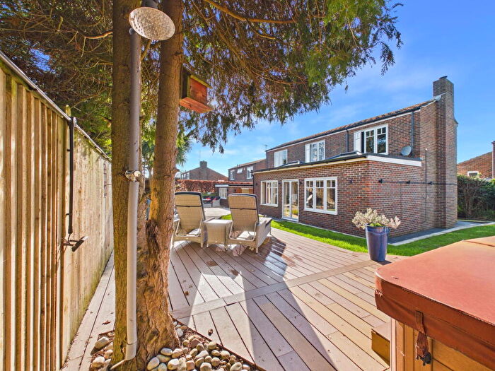 4 Bedroom Detached House For Sale In Lesser Foxholes, Shoreham By Sea, BN43