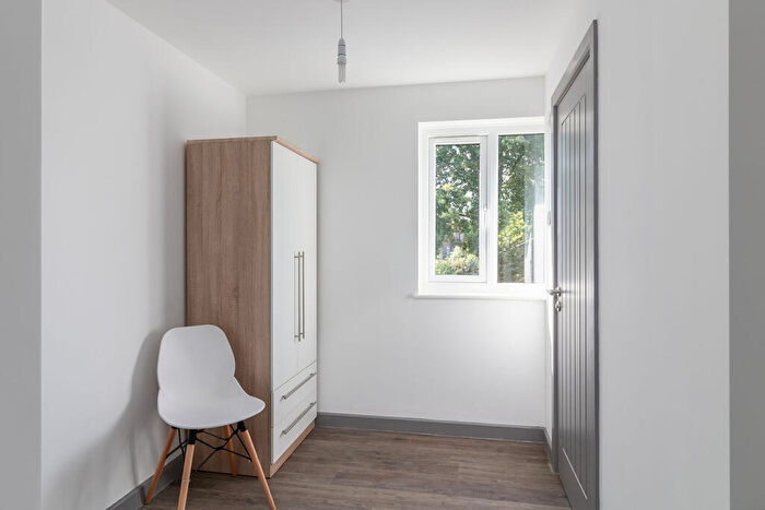 1 Bedroom Apartment To Rent In St Marks Court, CH43