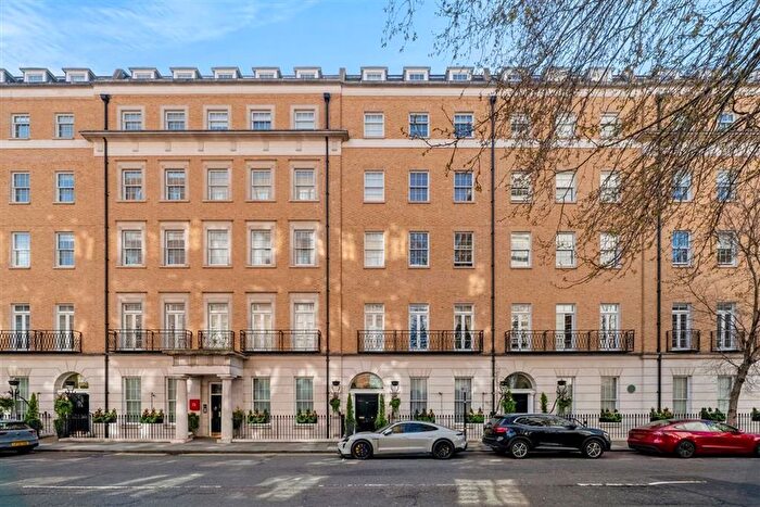 1 Bedroom Flat For Sale In George Street, Marylebone, W1H