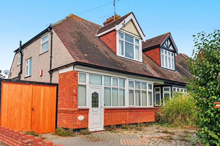 3 Bedroom Semi-Detached House For Sale In St James Avenue, Thorpe Bay, SS1