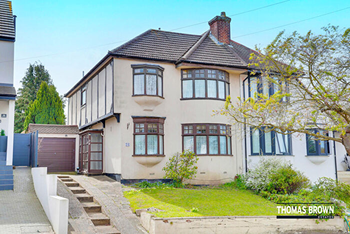 4 Bedroom Semi-Detached House For Sale In Felstead Road, Orpington, BR6