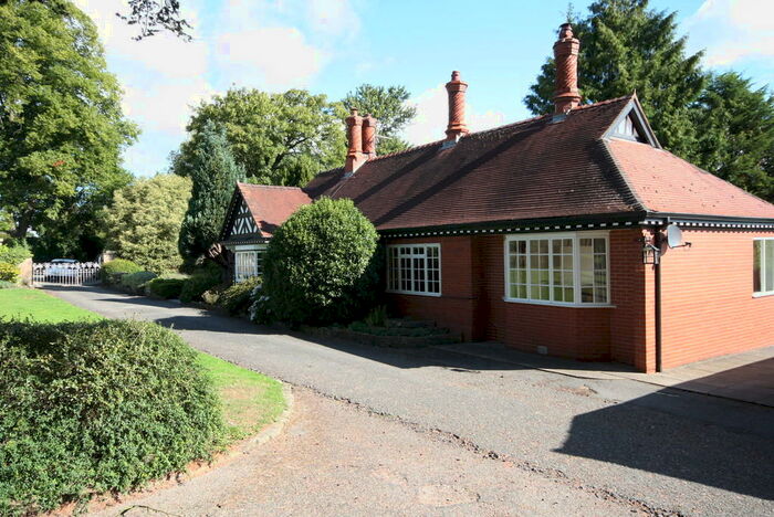 3 Bedroom Detached House To Rent In Horsley Lane, Marford, LL12