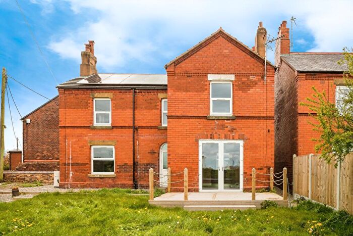 3 Bedroom Detached House For Sale In Bryntirion, Mold, CH7