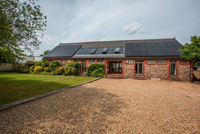 6 Bedroom Detached House To Rent In Fennington Farm, Kingston St Mary, Taunton, TA2