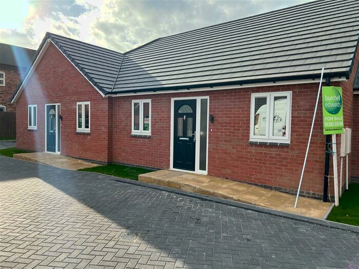 2 Bedroom Bungalow To Rent In Hornton Road, Burton-On-Trent, DE13