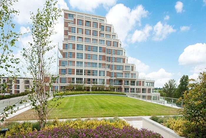 1 Bedroom Flat To Rent In Henry Macaulay Avenue, Kingston Upon Thames, KT2