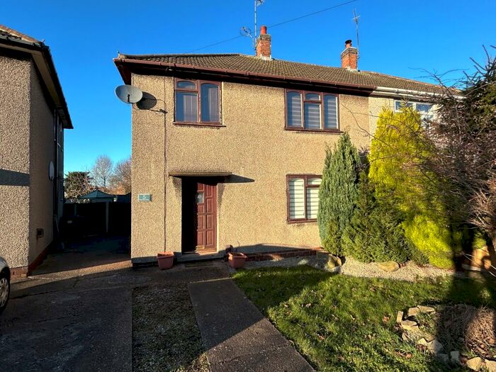 3 Bedroom Semi-Detached House To Rent In Braintree Close, Breadsall Hilltop, Derby, DE21