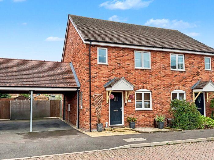 3 Bedroom Semi Detached House For Sale In Rooks End, Grove, Wantage, OX12