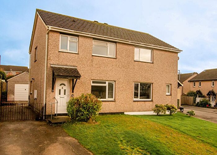 3 Bedroom Semi-Detached House For Sale In Kernow Close, Bodmin, PL31